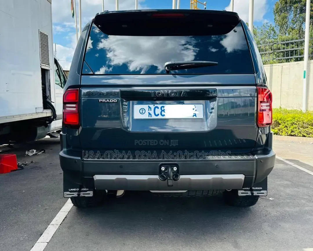 New Toyota Land Cruiser Prado 2025 Blue