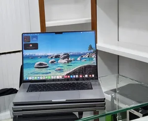 New Laptop Apple MacBook Pro M1 16GB Apple M1 Pro SSD 512GB