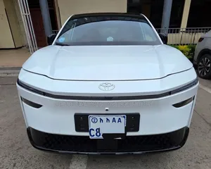 Toyota bZ3 2025 White