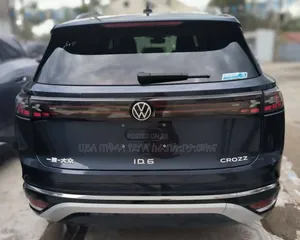 New Volkswagen ID.6 2024 Blue