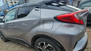 Toyota C-HR 2018 Silver