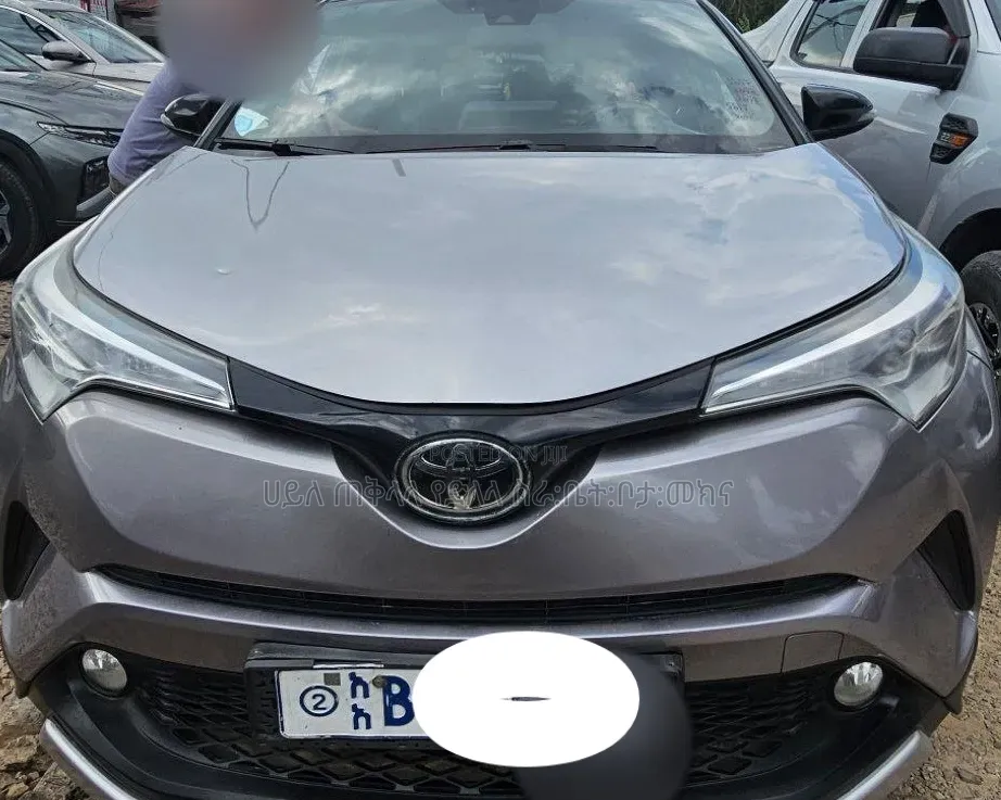 Toyota C-HR 2018 Silver
