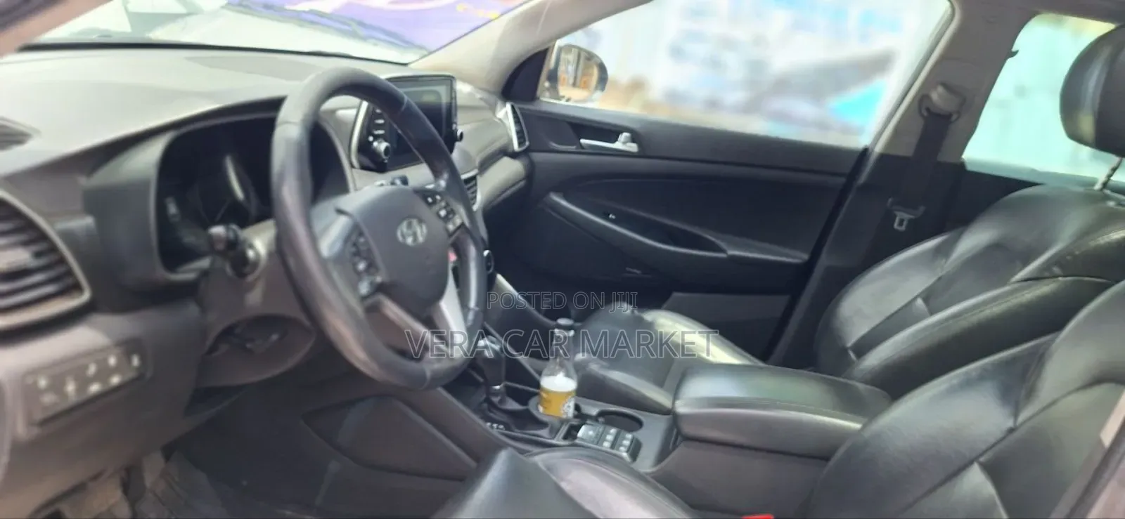 Hyundai Tucson Limited AWD 2019 Gold