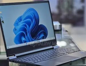 New Laptop HP Victus 15 16GB Intel Core i7 SSD 512GB
