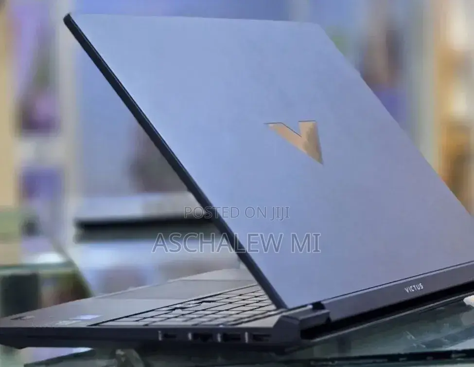 New Laptop HP Victus 15 16GB Intel Core i7 SSD 512GB