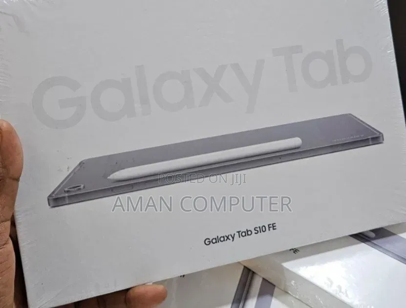 New Laptop Samsung S3510 8GB Intel SSD 128GB