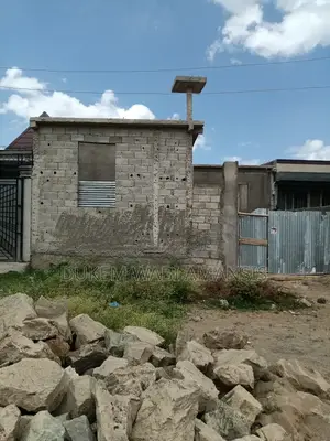 8bdrm House in Bishoftu Dukam, West Shewa for sale