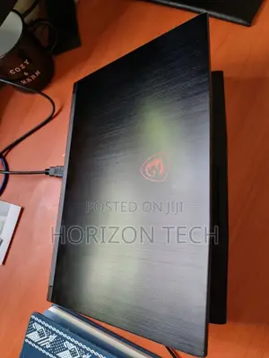 Laptop MSI GF63 1GB Intel Core i5 SSD 1T