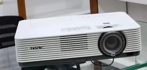 New Arrival Sony VPL-Dx221 Projector 1 Piece Remains