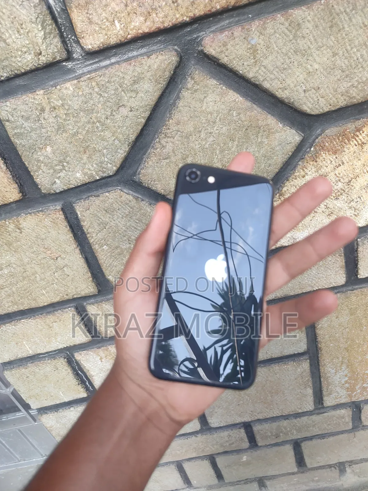 Apple iPhone SE (2022) 64 GB Gray