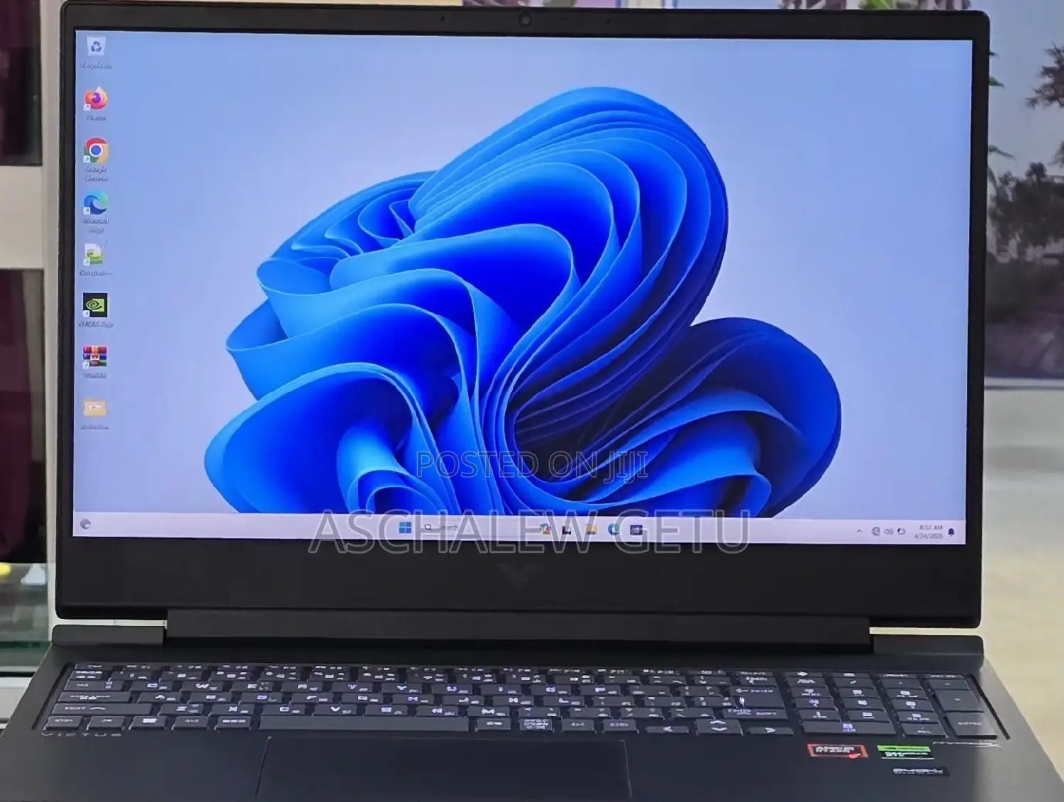 New Laptop HP Victus 15 16GB AMD Ryzen 7 SSD 1T
