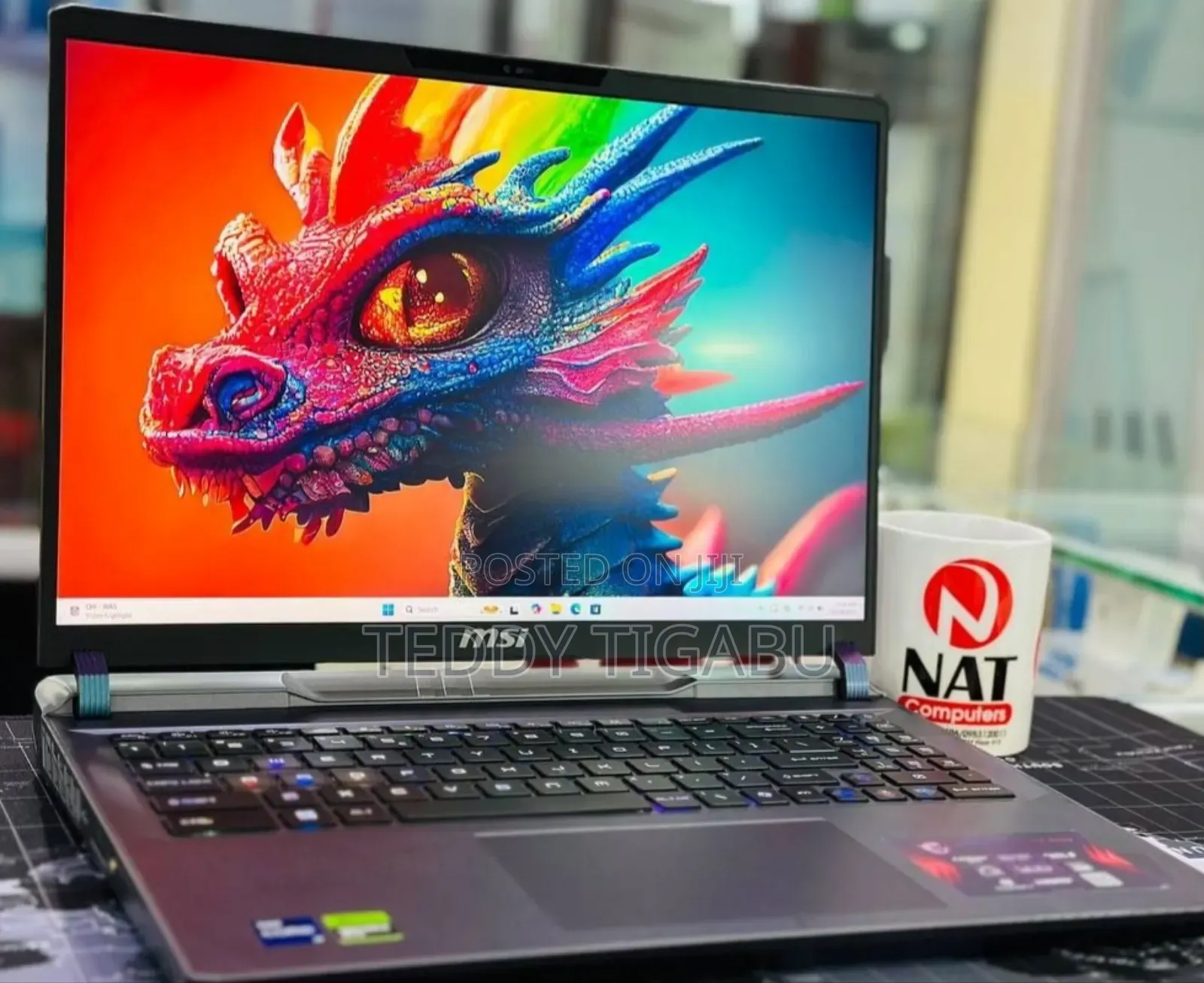 New Laptop MSI Vector 16 HX AI A2XWIG 16GB Intel Core i7 SSD 512GB