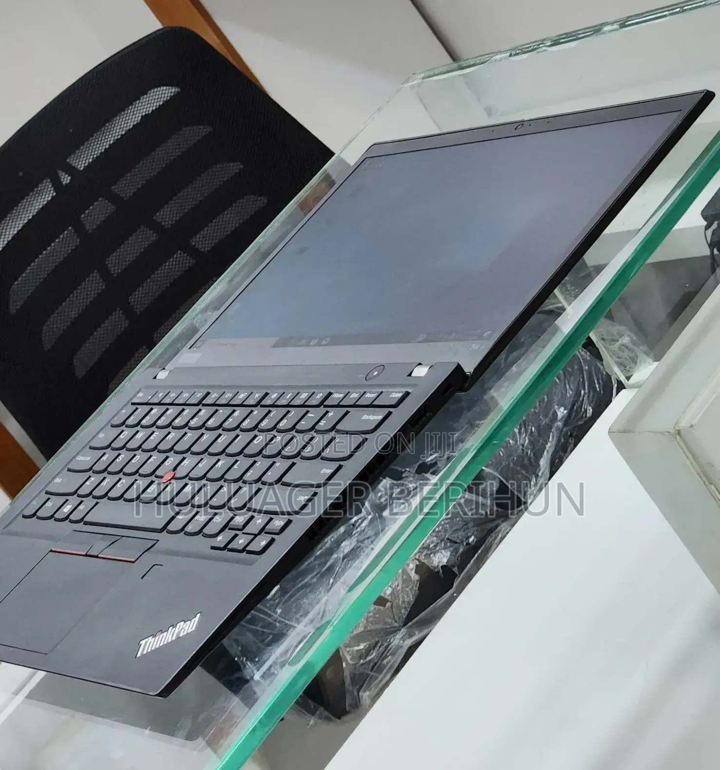 New Laptop Lenovo ThinkPad t495s 16GB AMD Ryzen 7 SSD 512GB
