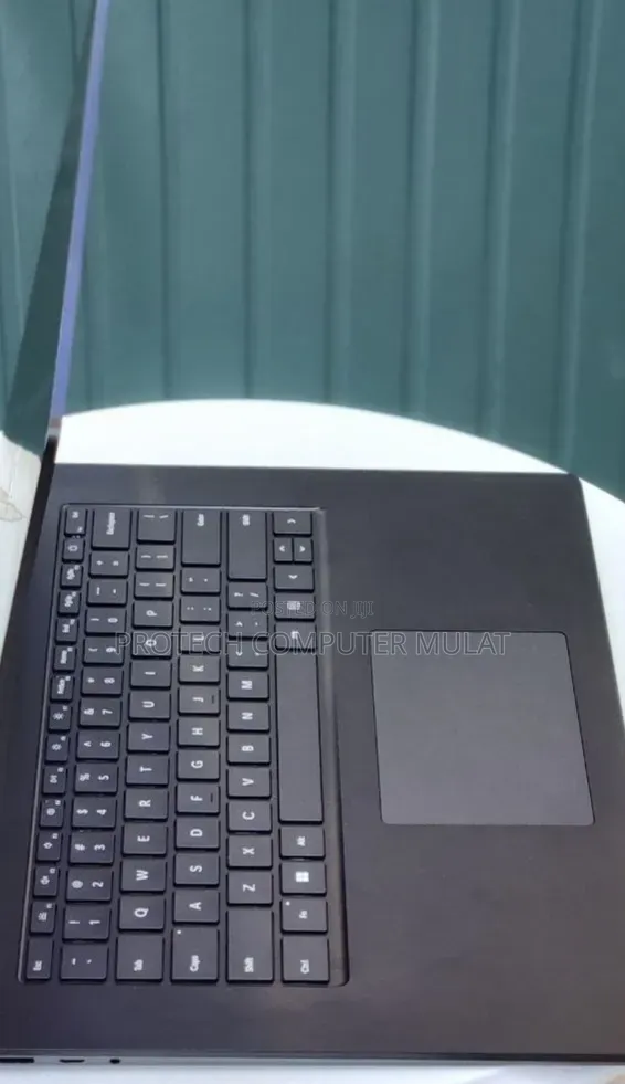 New Laptop Microsoft Surface Laptop 5 16GB Intel Core i7 SSD 256GB