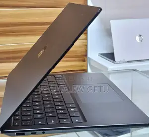 New Laptop Microsoft Surface 16GB Intel Core i7 SSD 256GB