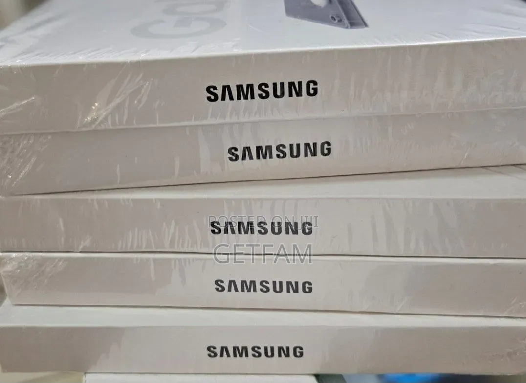 New Samsung Galaxy Tab S10 FE 8 GB Silver