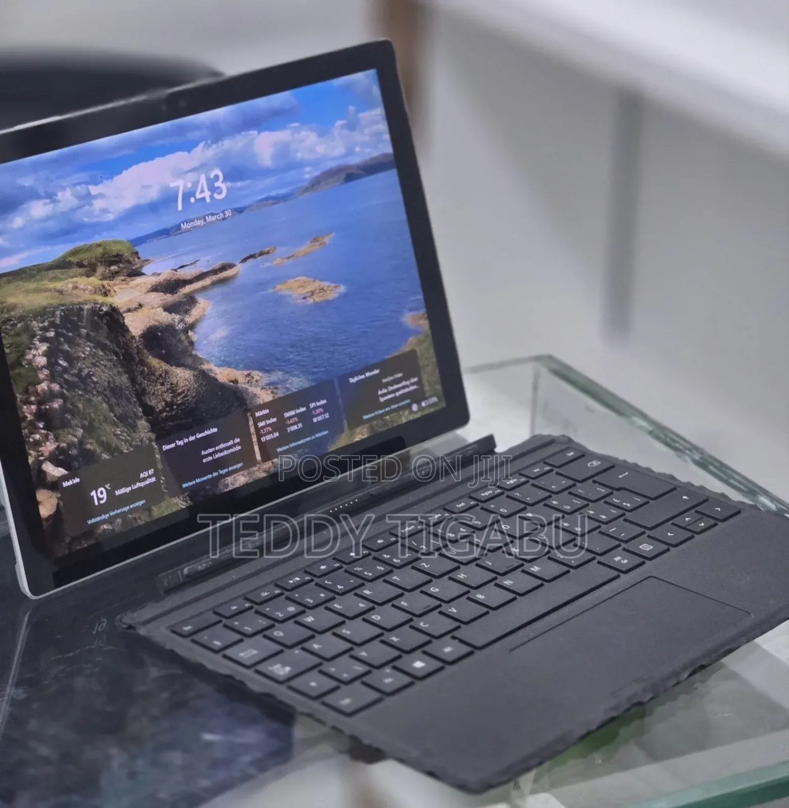 New Laptop Microsoft Surface Pro 5 8GB Intel Core i5 SSD 256GB