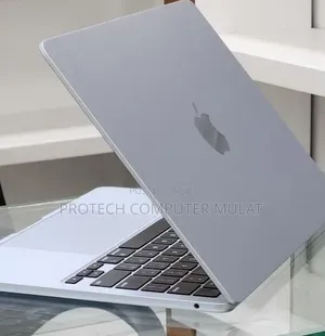 New Laptop Apple MacBook Air 2025 M4 13-inch 16GB Apple M4 SSD 256GB