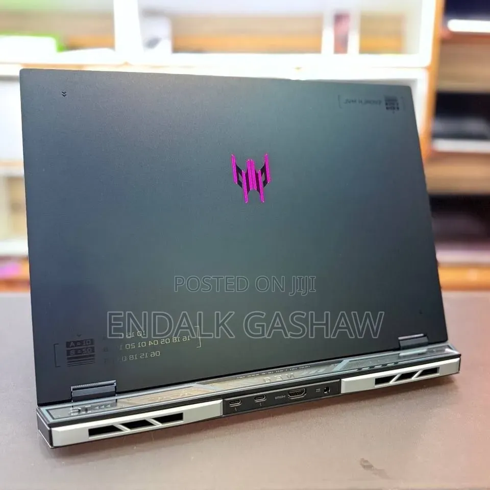 New Laptop Acer Predator Helios Neo 16 16GB Intel Core i9 SSD 1T