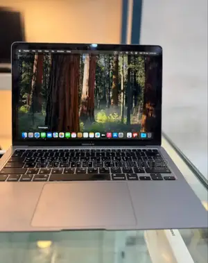 New Laptop Apple MacBook Air 2020 M1 8GB Apple M1 SSD 256GB