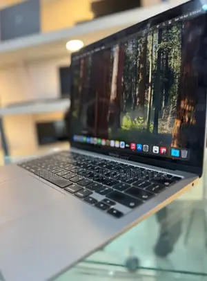 New Laptop Apple MacBook Air 2020 M1 8GB Apple M1 SSD 256GB