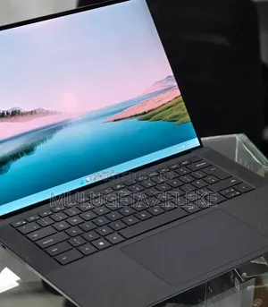 New Laptop Dell Precision 15 5510 16GB Intel Core i7 SSD 512GB