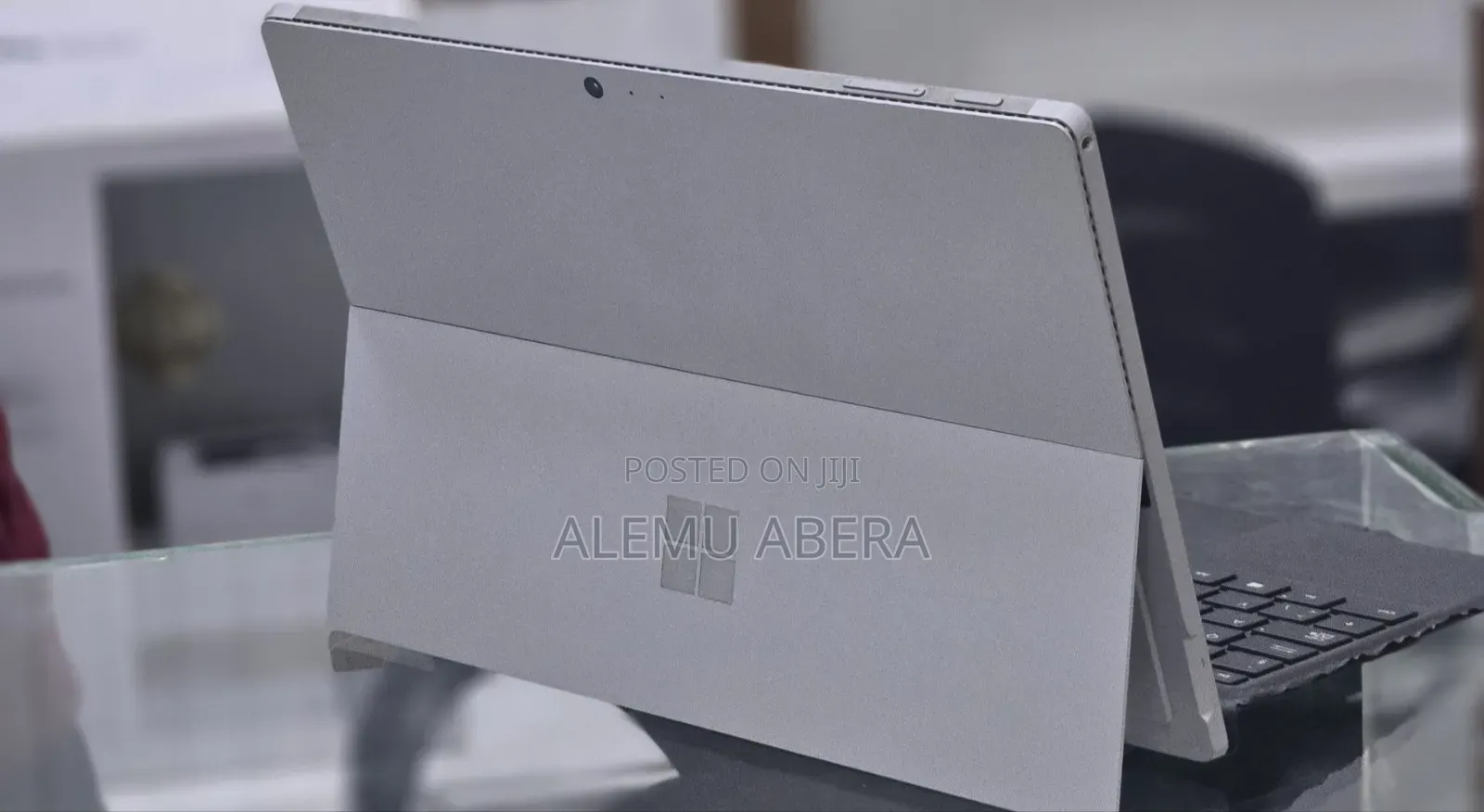 New Laptop Microsoft Surface Pro 4 8GB Intel Core i5 SSD 256GB