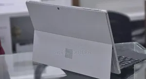 New Laptop Microsoft Surface Pro 4 8GB Intel Core i5 SSD 256GB