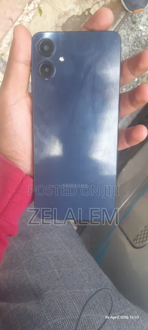 New Samsung Galaxy A06 64 GB Blue