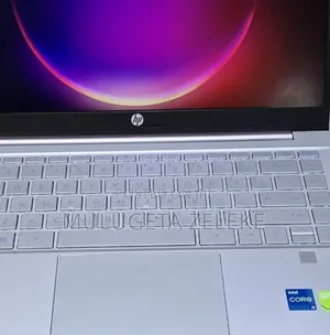 New Laptop HP Pavilion 15 2GB AMD Ryzen 7 SSD 1T