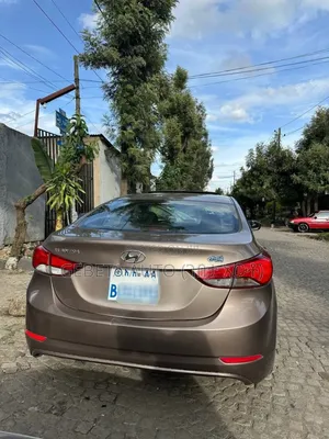 Hyundai Elantra 2015
