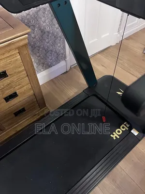 Sport Equips | Reebok Jet Series Running Machine Bole