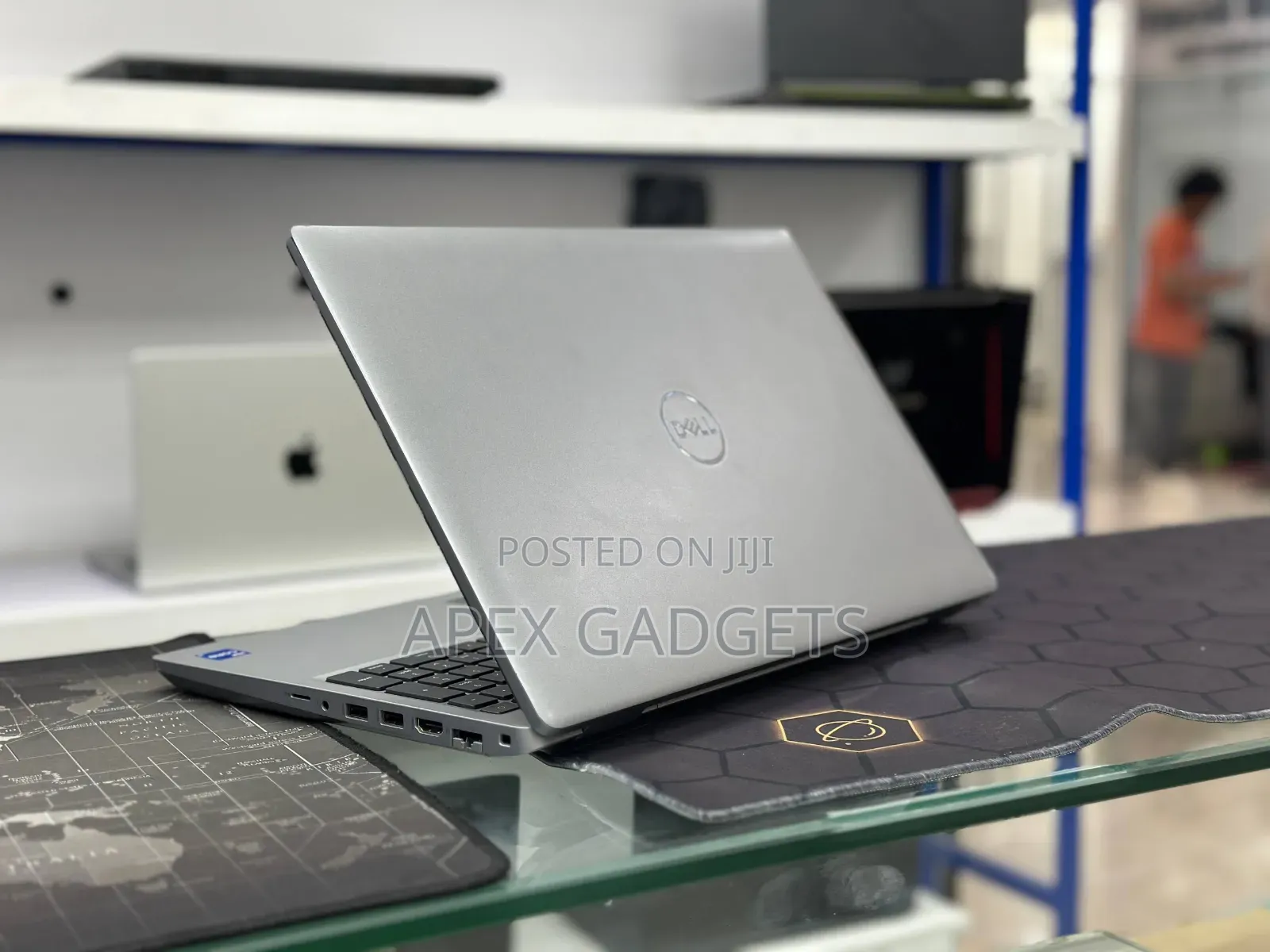 New Laptop Dell Precision 3570 16GB Intel Core i7 SSD 512GB