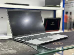 New Laptop Dell Precision 3570 16GB Intel Core i7 SSD 512GB