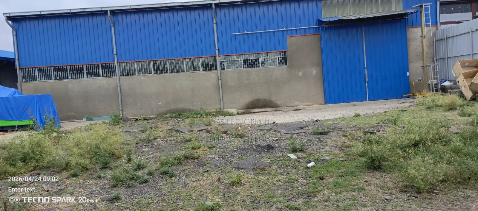 ለስቶር የሚከራይ መጋዝን አስፓልት ቅርብላይ