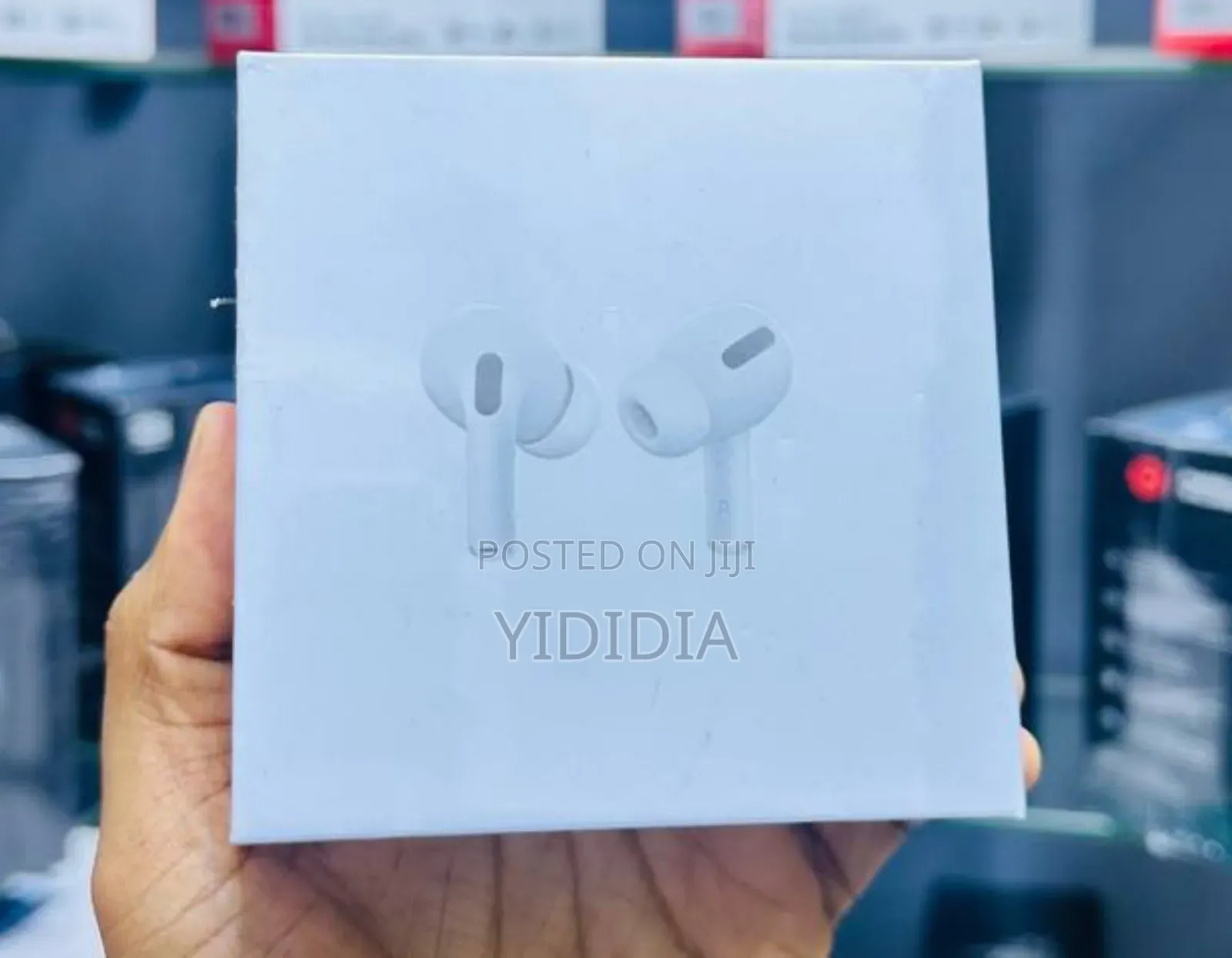 ‎ White Apple Airpods Pro – Wireless Charging Case