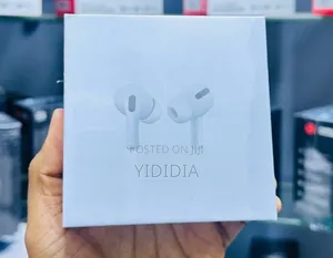 ‎ White Apple Airpods Pro – Wireless Charging Case