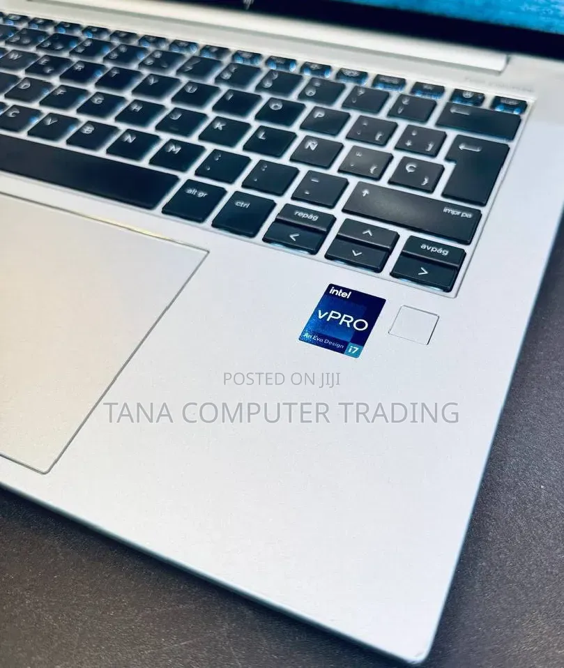 New Laptop HP EliteBook x360 1040 G9 16GB Intel Core i7 SSD 512GB