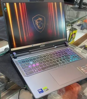 New Laptop MSI Vector 16 HX AI A2XWIG 16GB Intel Core Ultra 7 SSD 1T