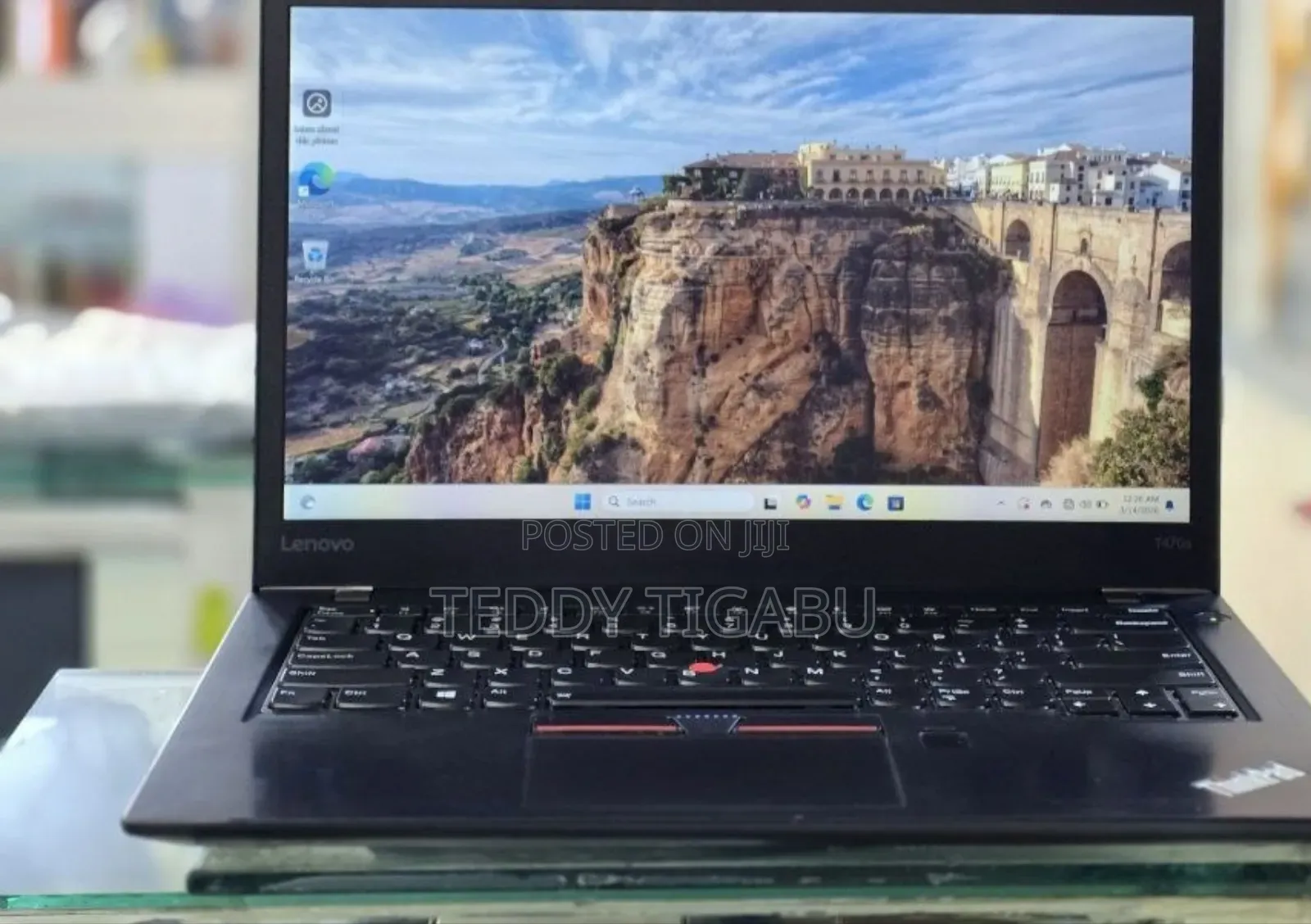 New Laptop Lenovo ThinkPad T470s 8GB Intel Core i5 SSD 256GB