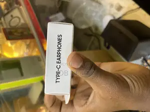 Earphone C-Tayp