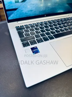 New Laptop HP EliteBook 840 G9 16GB Intel Core i7 SSD 512GB