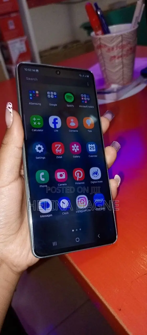 Samsung Galaxy A73 5G 128 GB