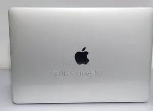 New Laptop Apple MacBook Pro 2020 16GB Intel Core i7 SSD 512GB