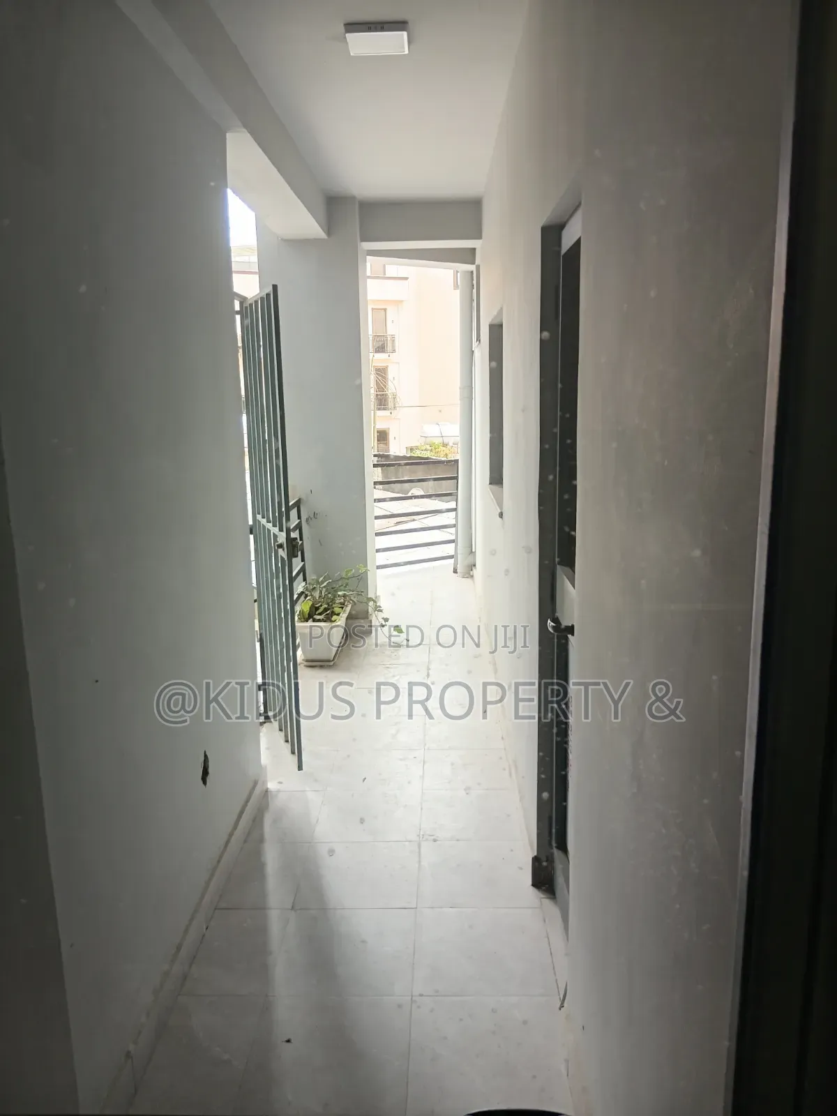 3bdrm Apartment in Bisrate Gebreale, Nifas Silk-Lafto for rent