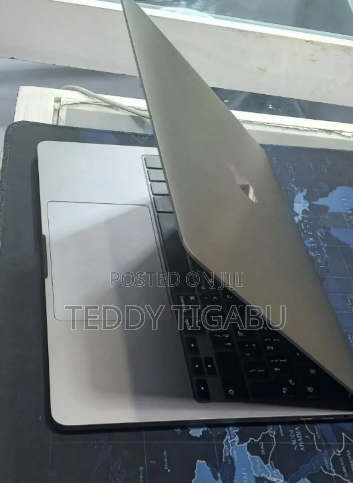 New Laptop Apple MacBook Pro 2020 16GB Intel Core i5 SSD 512GB