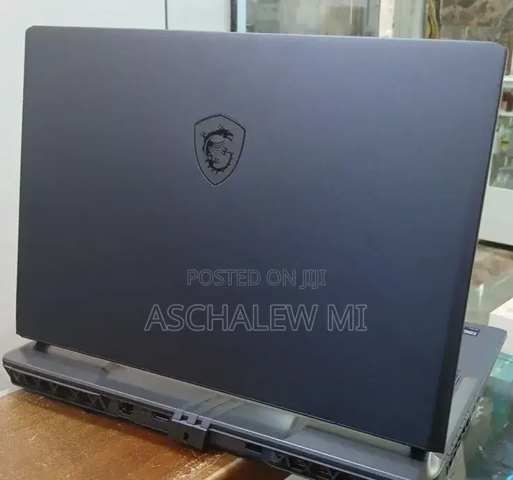 New Laptop MSI Vector 16 HX AI A2XWIG 16GB Intel Core Ultra 7 SSD 1T