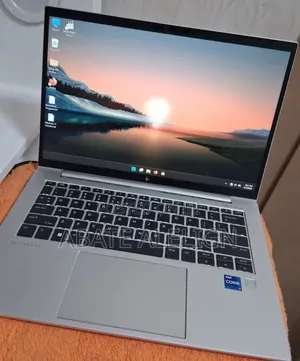 New Laptop HP EliteBook 840 G9 16GB Intel Core i7 SSD 512GB