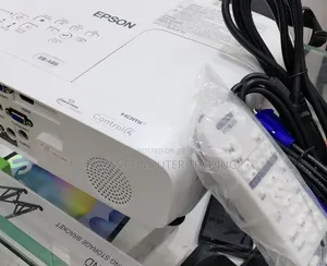 Pprojector Epson