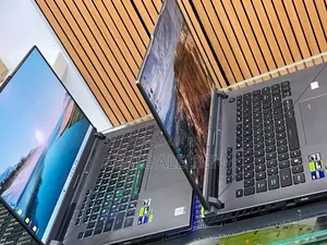 New Laptop Asus ROG Strix G15 16GB Intel Core i9 SSD 1T